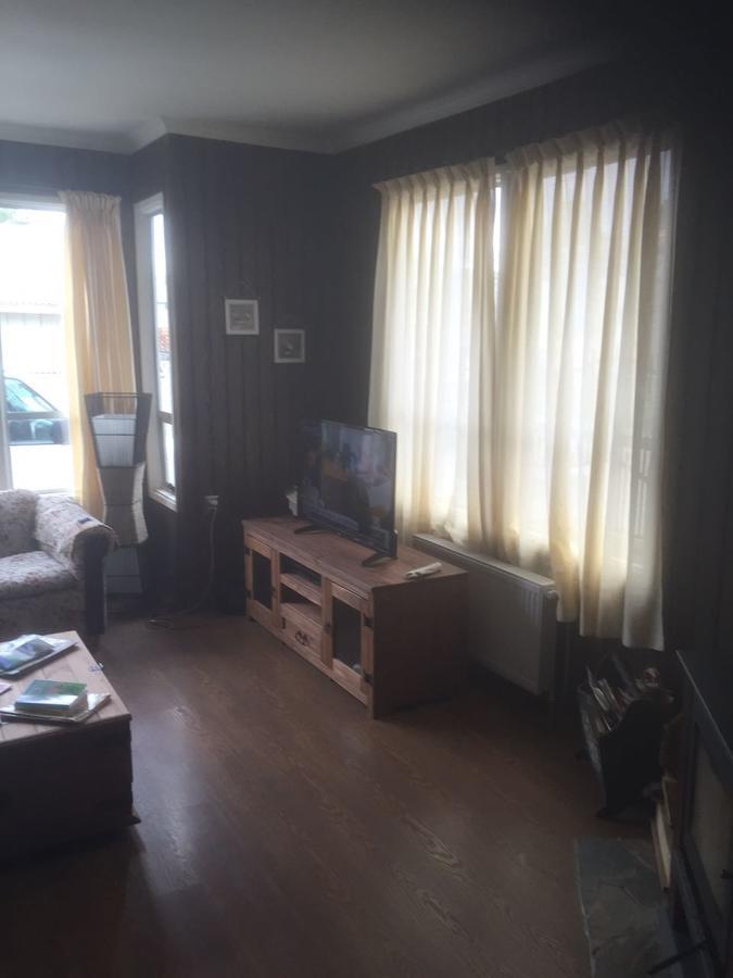 Hostel Sierra Baguales ปวยร์โตนาตาเลส ภายนอก รูปภาพ